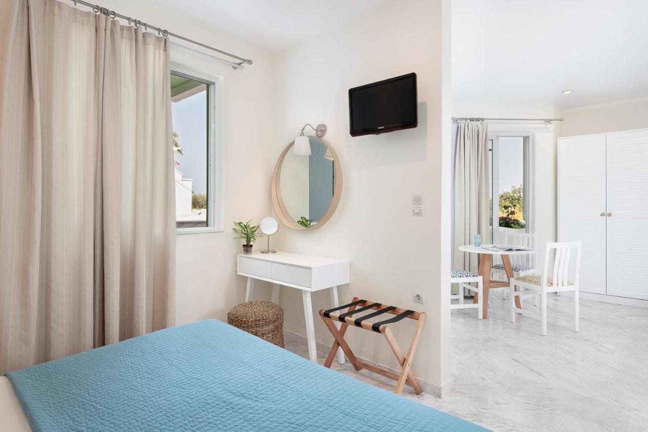 Villa Life Agia Marina Extérieur photo