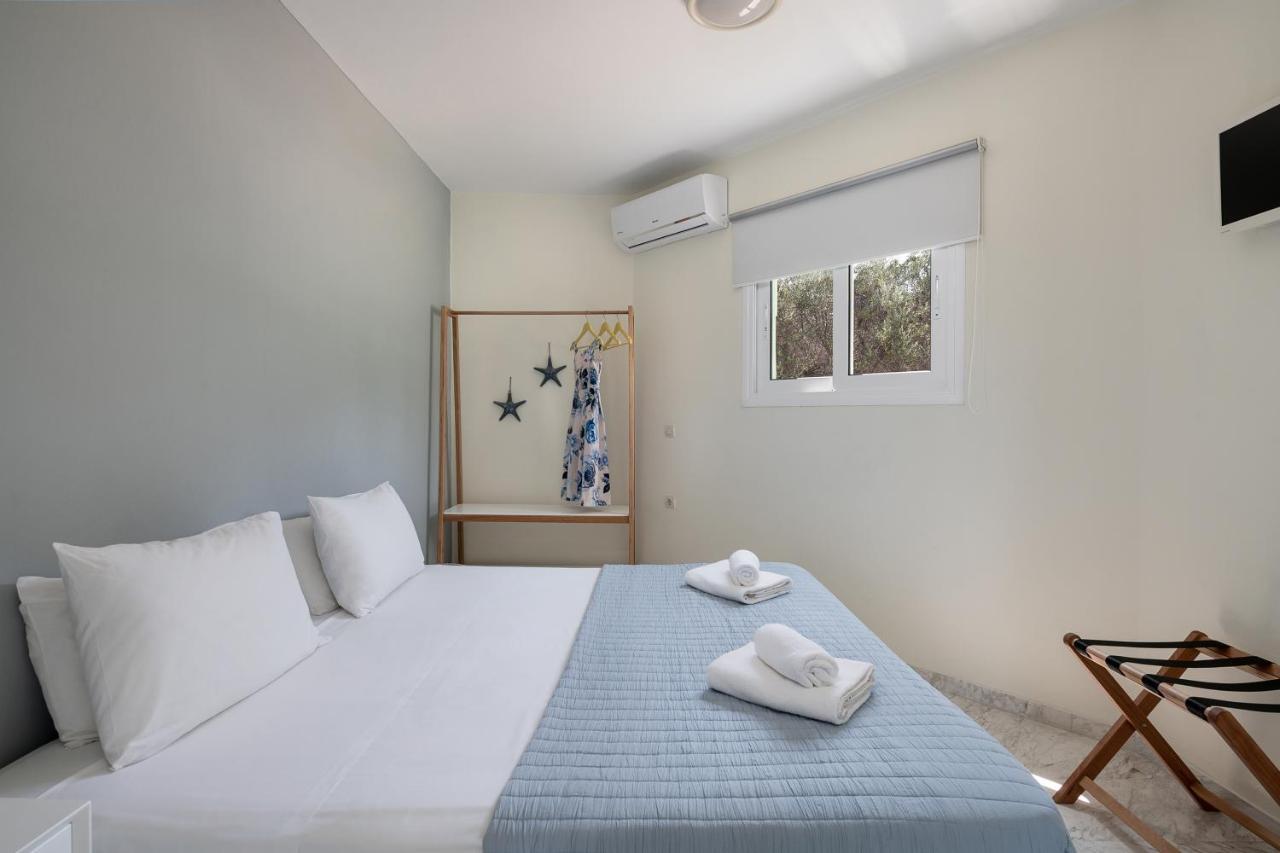 Villa Life Agia Marina Extérieur photo