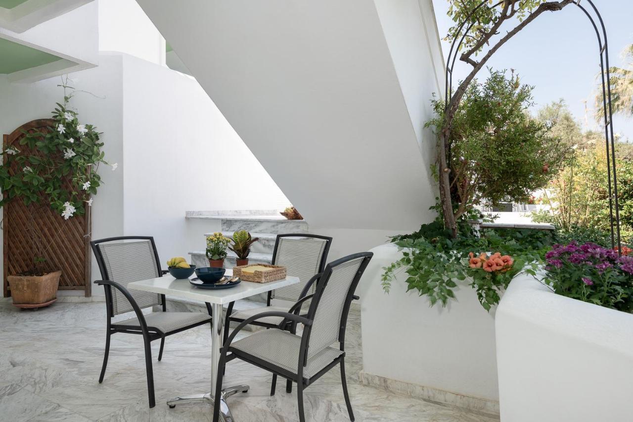 Villa Life Agia Marina Extérieur photo