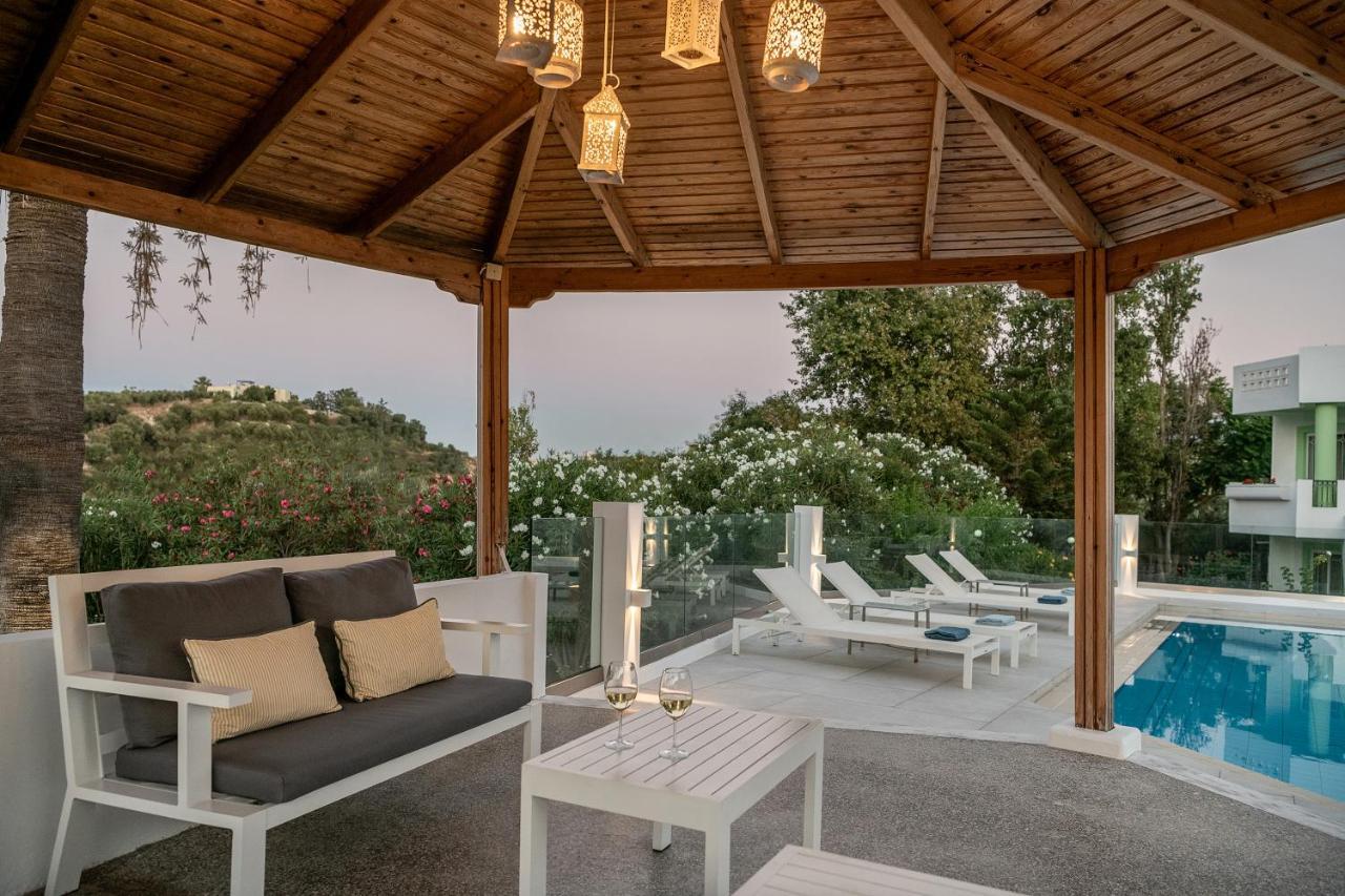 Villa Life Agia Marina Extérieur photo
