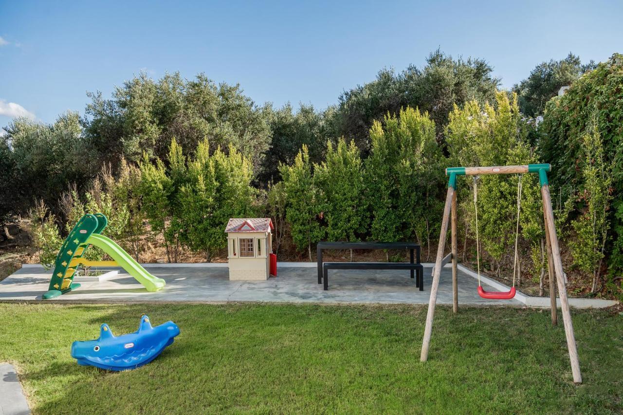 Villa Life Agia Marina Extérieur photo