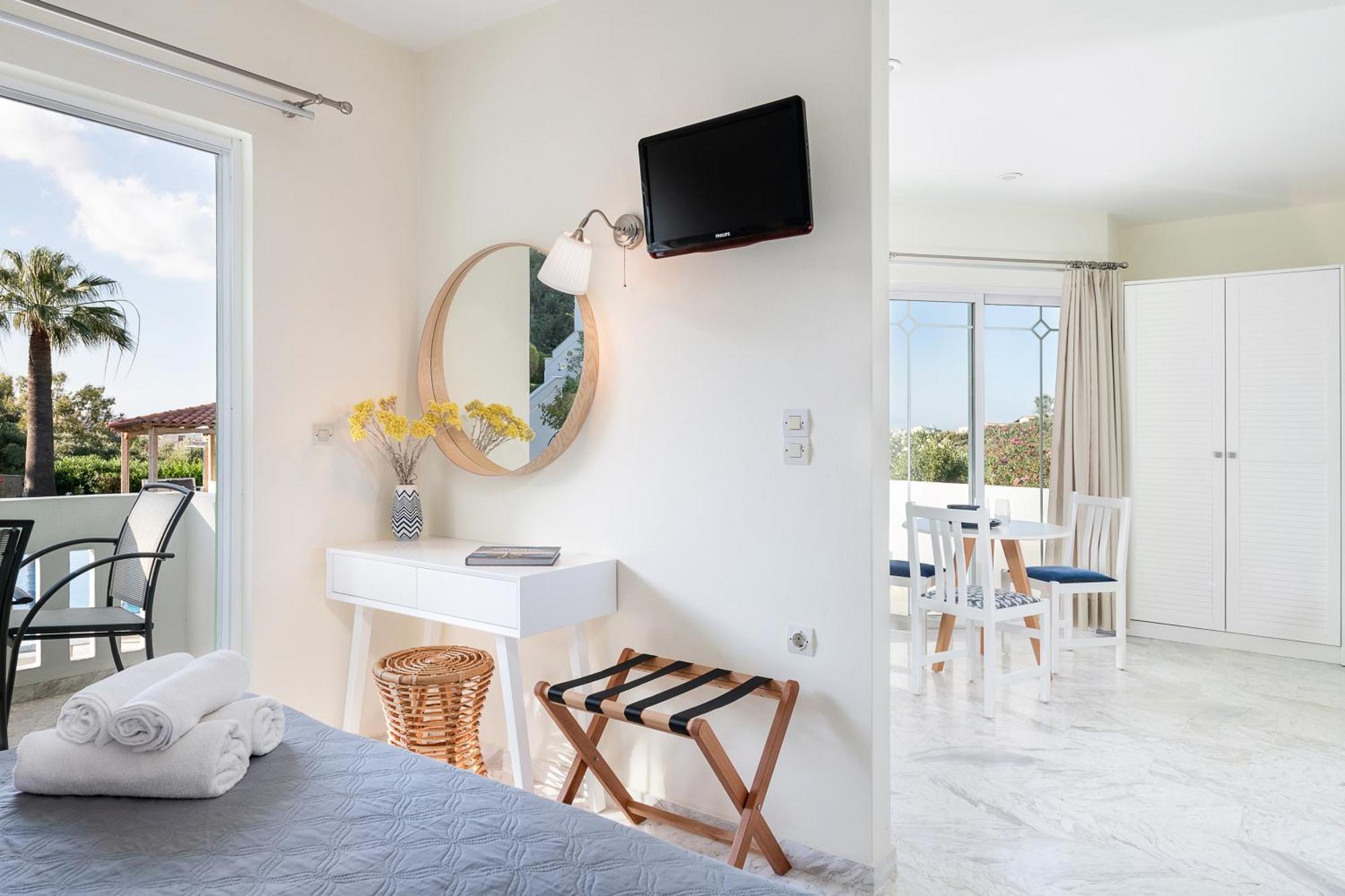 Villa Life Agia Marina Extérieur photo